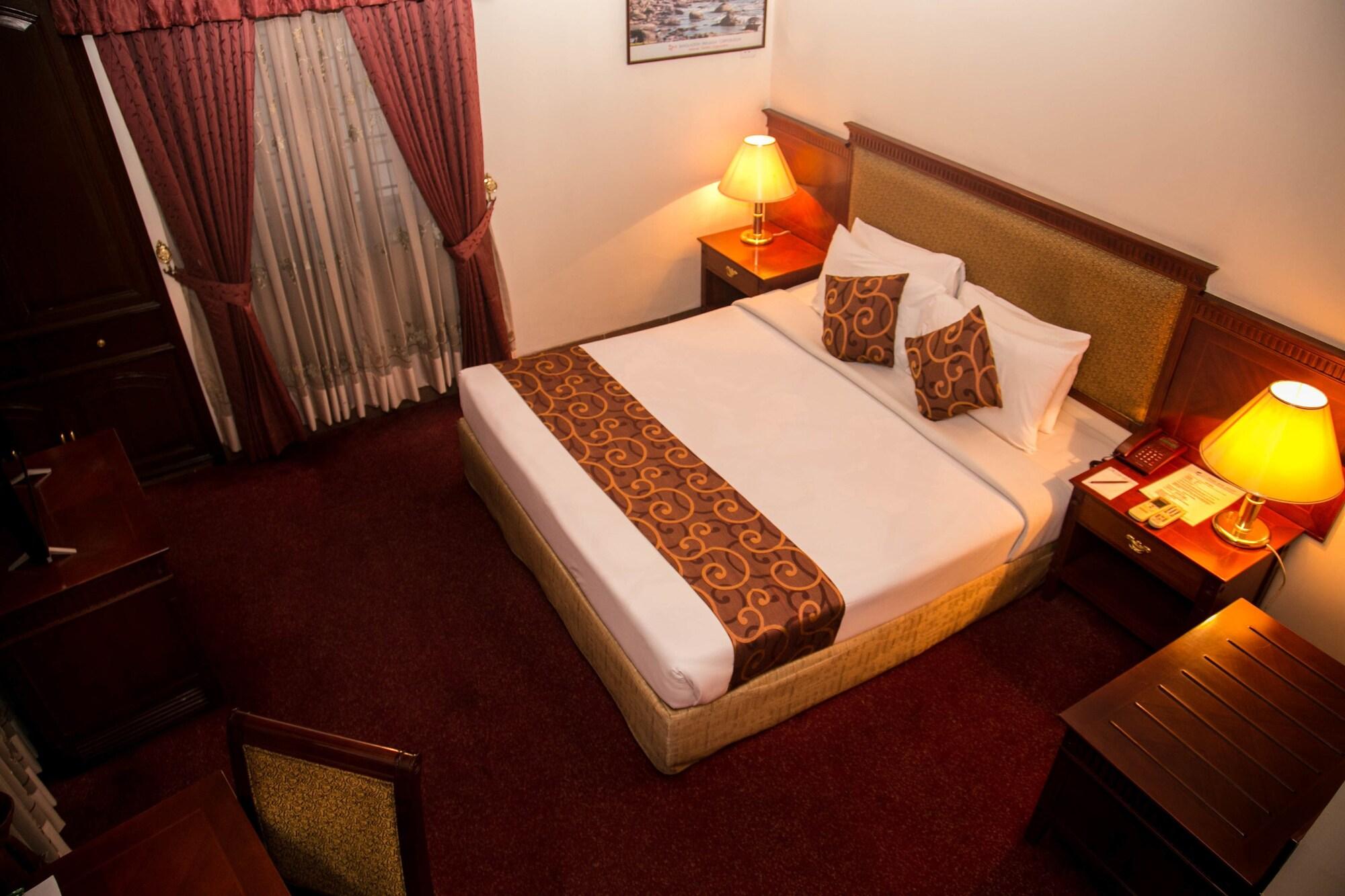 Hotel Bon Vivant Dakka Dış mekan fotoğraf
