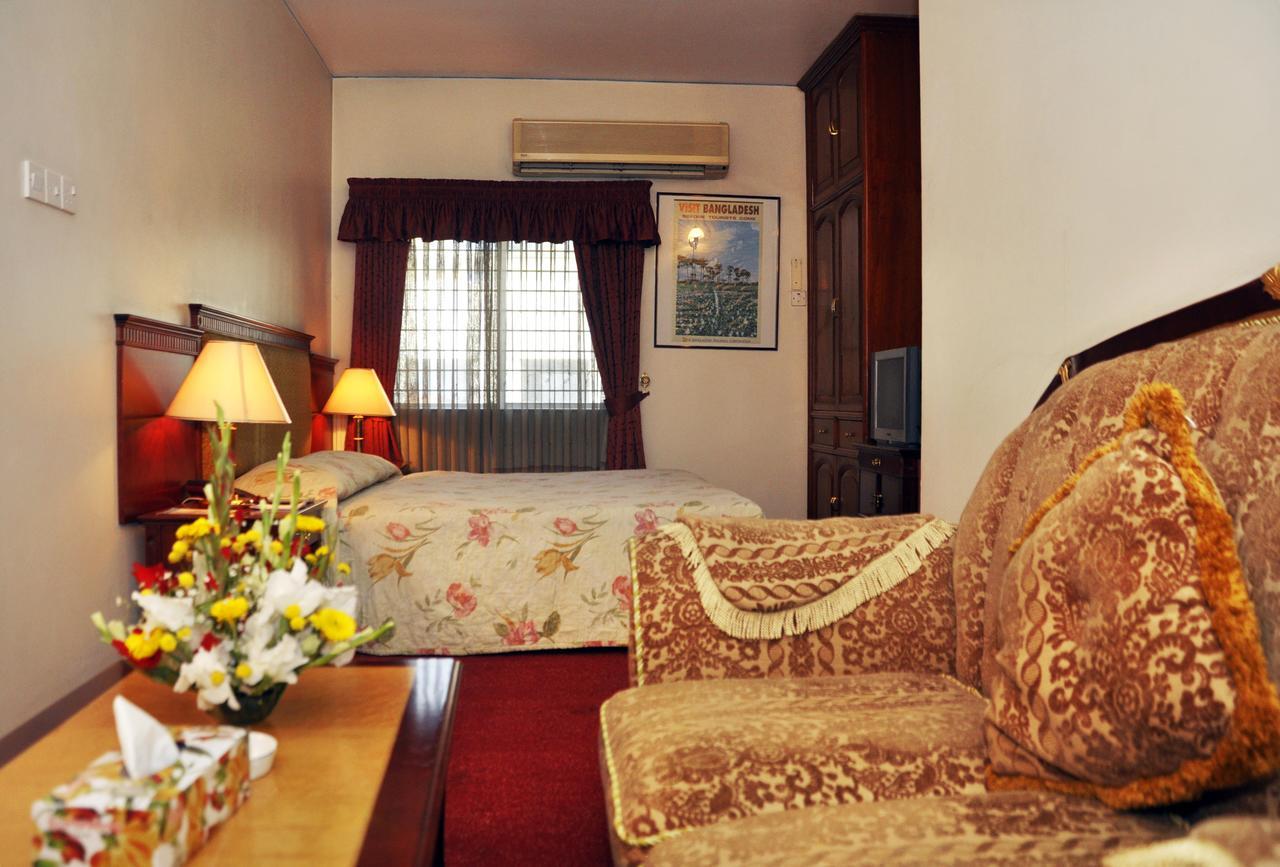 Hotel Bon Vivant Dakka Dış mekan fotoğraf